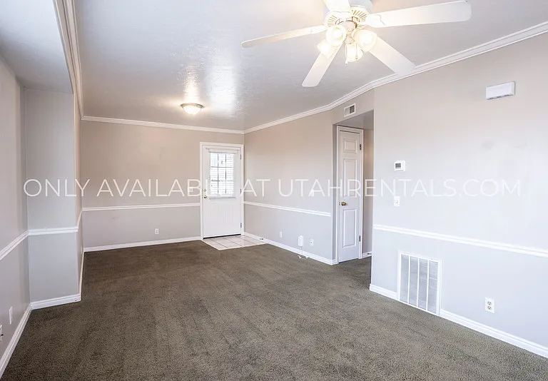 909 N 500 W #12 — Photo 13