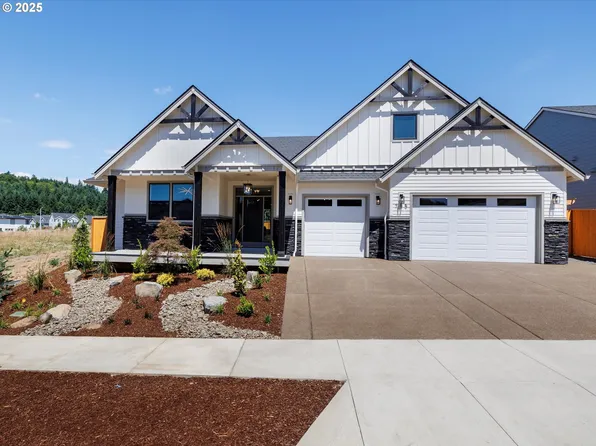 785 Riley Dr, Silverton, OR 97381