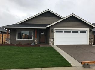 2819 Esther Ln, Grants Pass, OR 97527