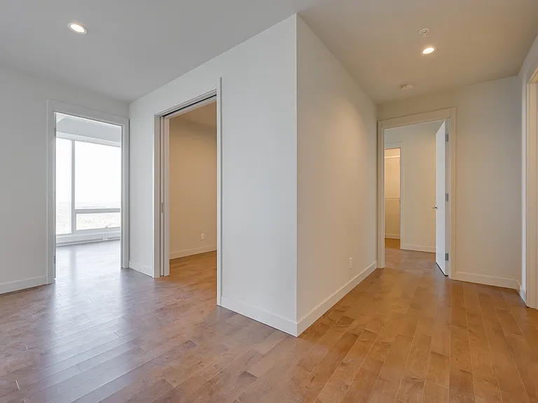 10360 102nd St NW — Photo 93