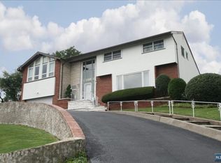 111 Holster Rd, Clifton, NJ 07013