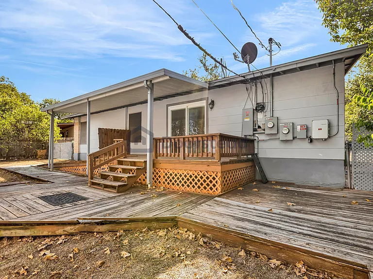 8507 Contour Dr — Photo 31