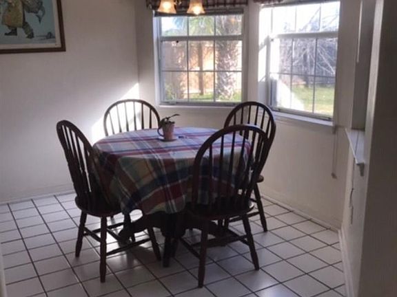 5th image of 6020 Yellow Rose Dr