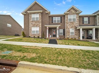 266 Broadberry Ave, Oak Ridge, TN 37830