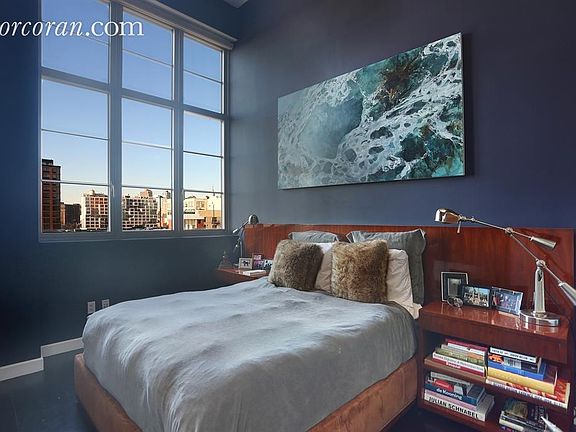 4th image of 2728 Thomson Ave Unit 433