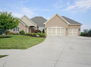 7638 Brownstone Ct, Greenfield, IN 46140