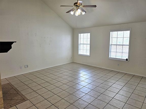 3rd image of 1600 Hollow Tree Blvd