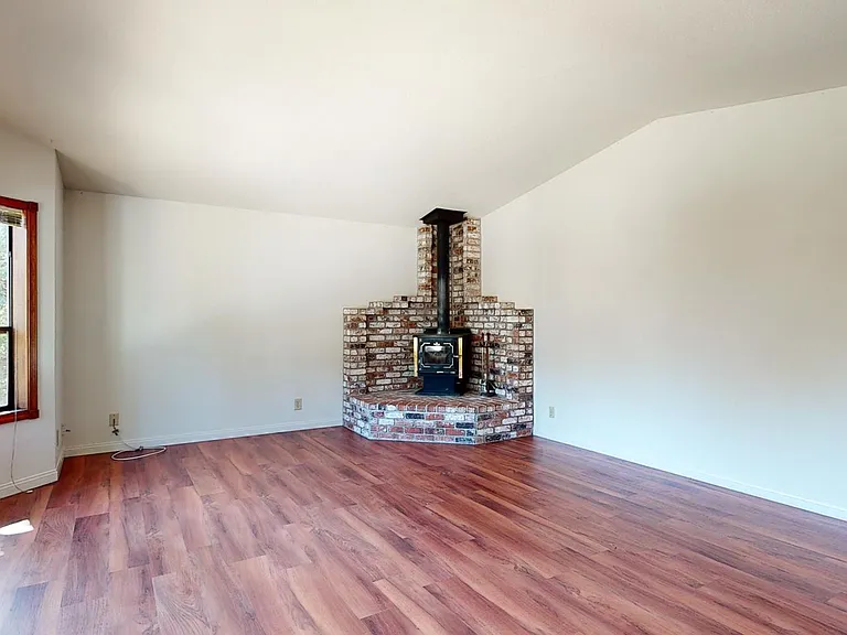 18876 Jayhawk Dr — Photo 10