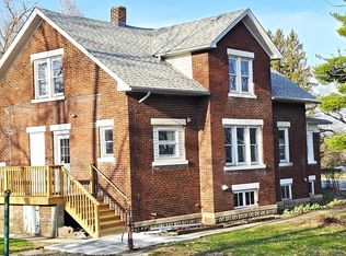 1265 Elizabeth St, Joliet, IL 60435