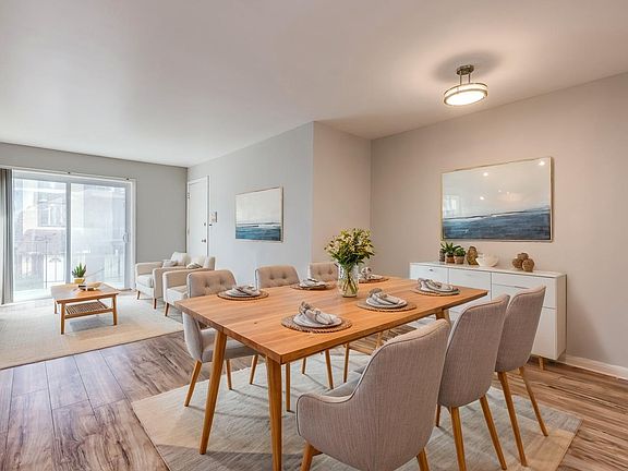 3rd image of 10429 Dearlove Rd APT 4