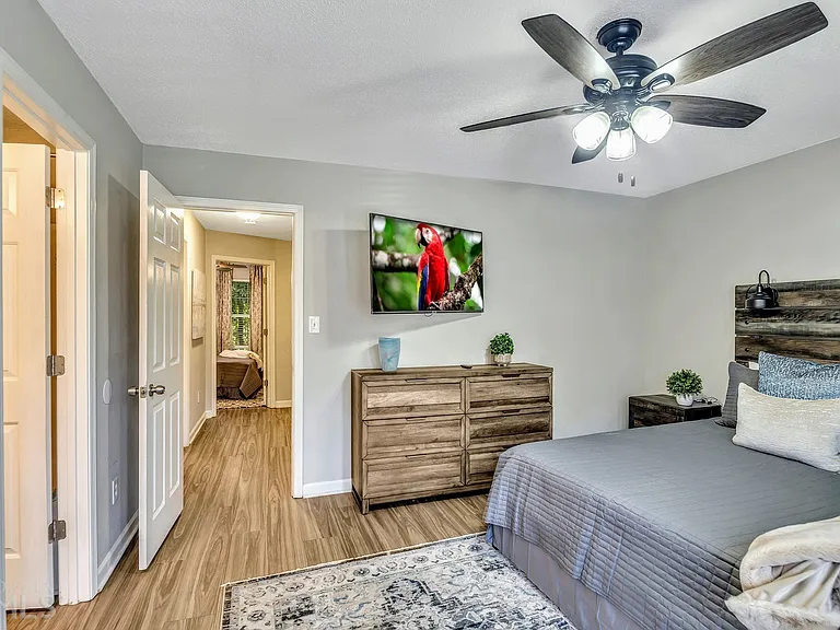 7269 Crestside Dr — Photo 15