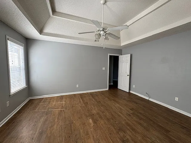 125 Hatchbend Ct — Photo 11