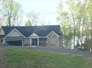 330 Dudala Point, Loudon, TN 37774