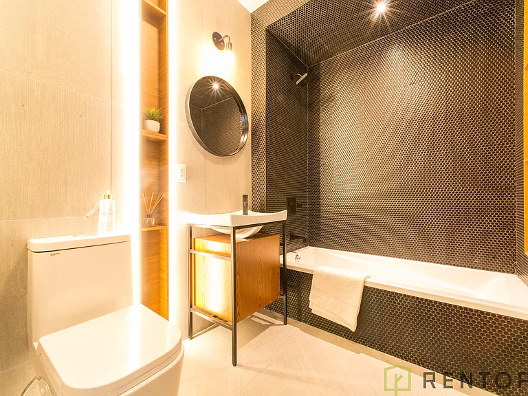 832 Lexington Ave #5E — Photo 14