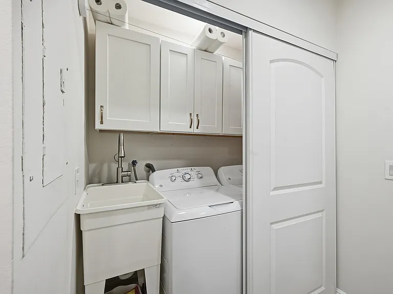 10775 Waterberry Dr — Photo 23