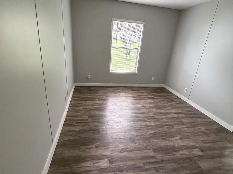 5849 Berdene Cir — Photo 8