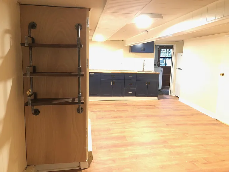 2821 N Howard St #2 — Photo 3