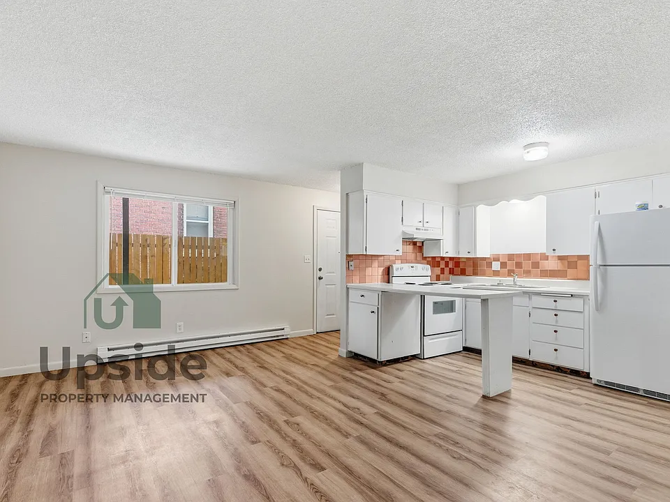 217 E Sinto Ave #2