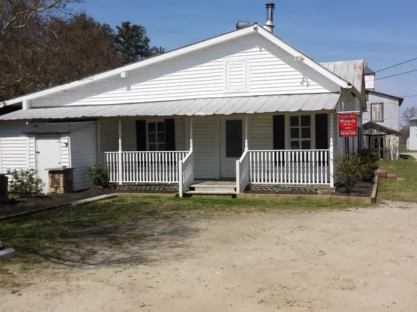 3041 Carpenter Upchurch Rd, Cary, NC 27519