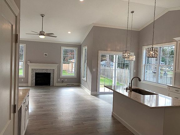 Kitchen & Family Room