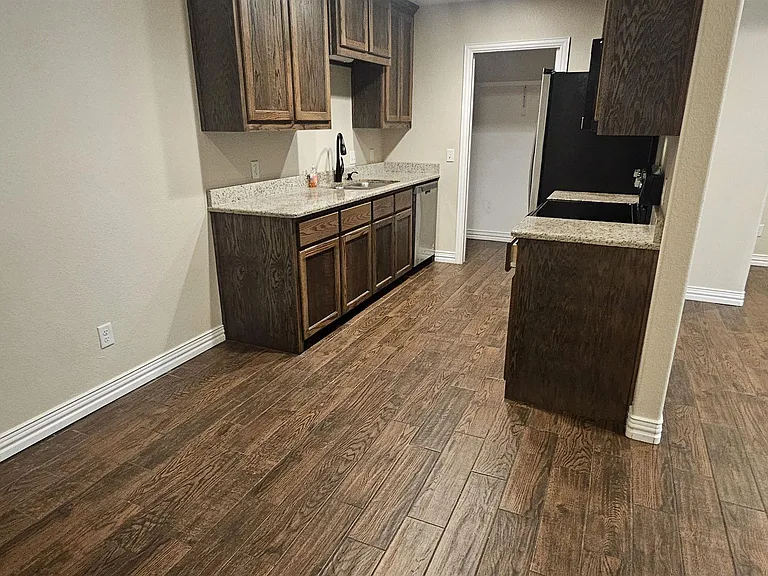 2947-2 Cunningham Dr — Photo 5