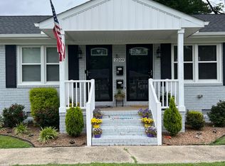 2209 Decatur St, Chesapeake, VA 23324