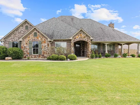 235 Clements Cir, Tatum, TX 75691