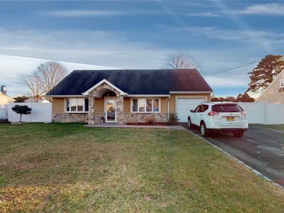 110 Norman Dr, Bohemia, NY, 11716