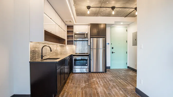 Rented by Nooklyn NYC LLC | media 40