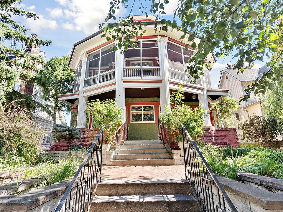 1st image of 3013 James Ave S