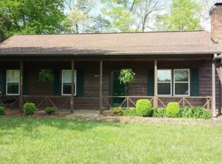 1074 Cresthaven Rd, Lewisville, NC 27023