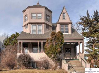514 Park Ave APT 4, Omaha, NE 68105