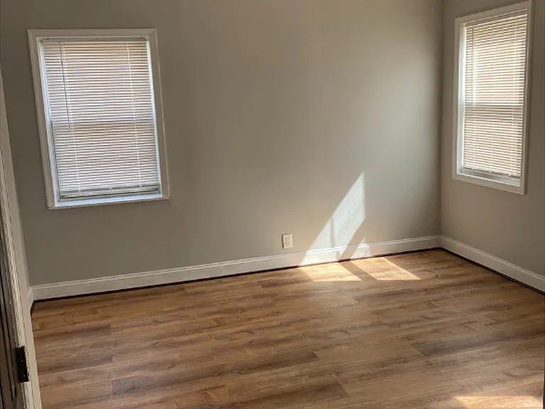 2501 Linden Ave #2B — Photo 7
