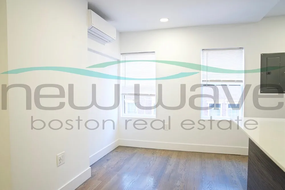 Studio, 450 sqft, $2,400 — Photo 4