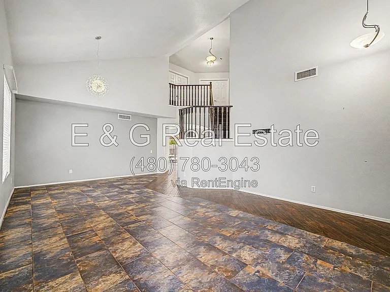 19424 N 33rd Pl — Photo 4