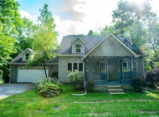 385 Wallace Run Rd, Beaver Falls, PA 15010