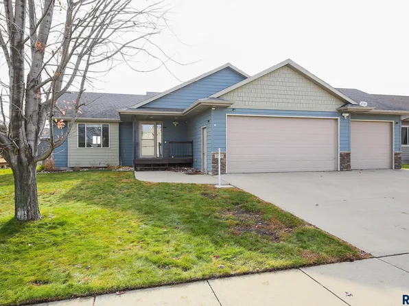2609 E Sunflower St, Brandon, SD 57005