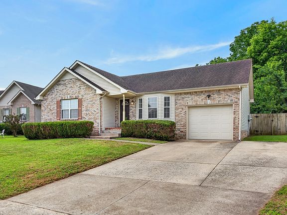 3rd image of 3259 Veranda Cir