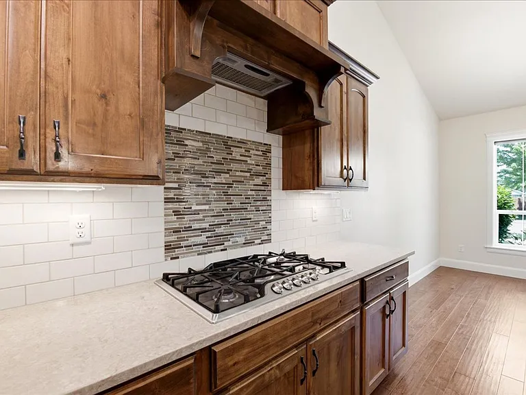 1415 E Summerheights Dr — Photo 16