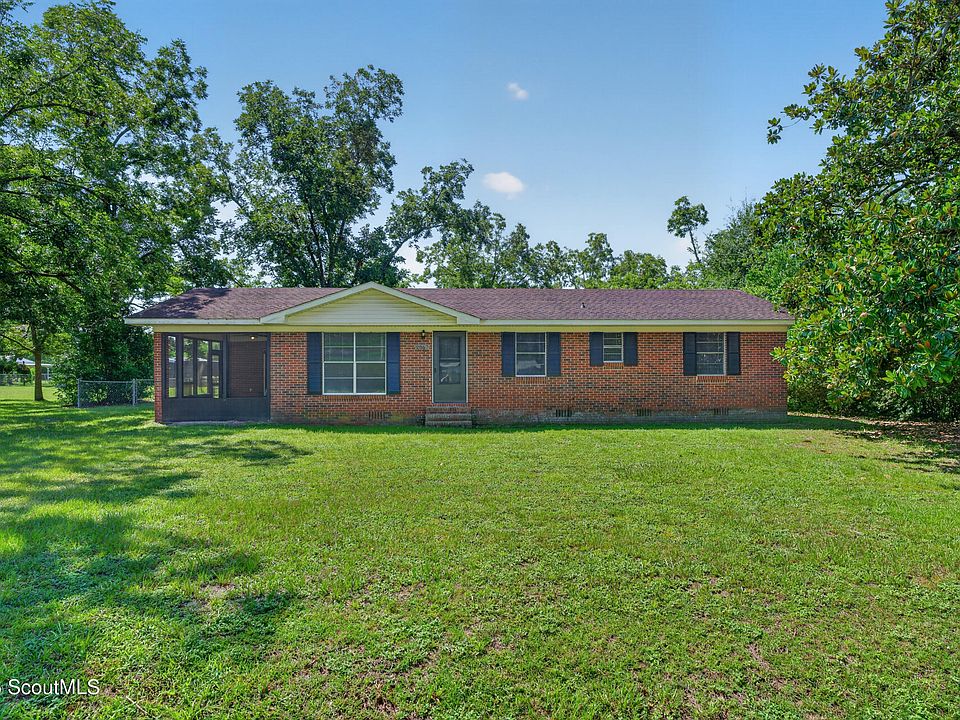 1st image of 2867 Evergreen Rd