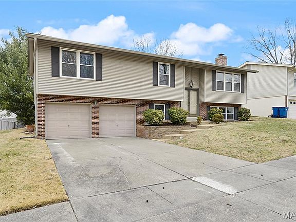 2nd image of 580 Bridgebend Rd