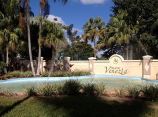 9954 Nob Hill Ln, Fort Lauderdale, FL 33351