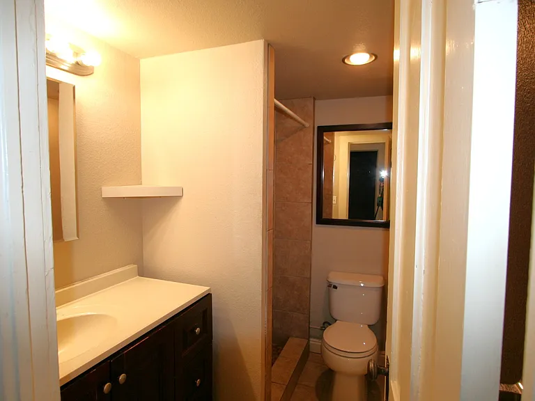 1314 Elizabeth St #5 — Photo 7