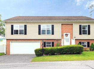 218 Independence Ave, State College, PA 16801