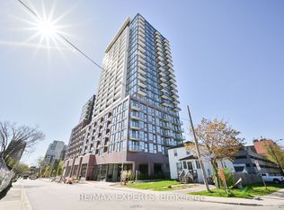 28 Ann St #302, Mississauga, ON L5G 3G1