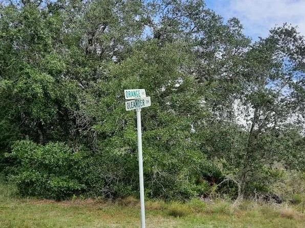 Oleander Dr #18, Indian Lake Estates, FL 33855