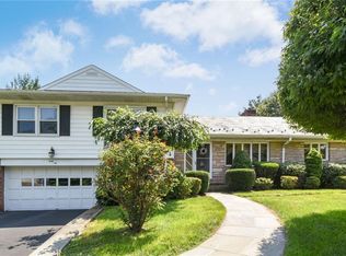 46 Brendon Hill Rd, Scarsdale, NY 10583