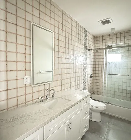 151 N Swall Dr #4 — Photo 10