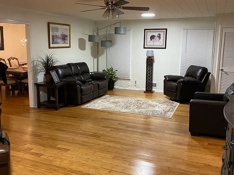 1557 Pineview Ln NW #1 — Photo 2