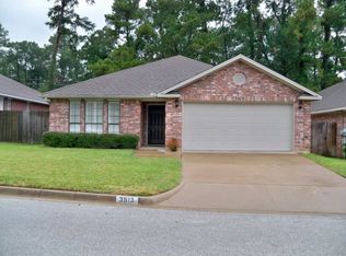 3513 Ashbury Ln, Nacogdoches, TX 75965